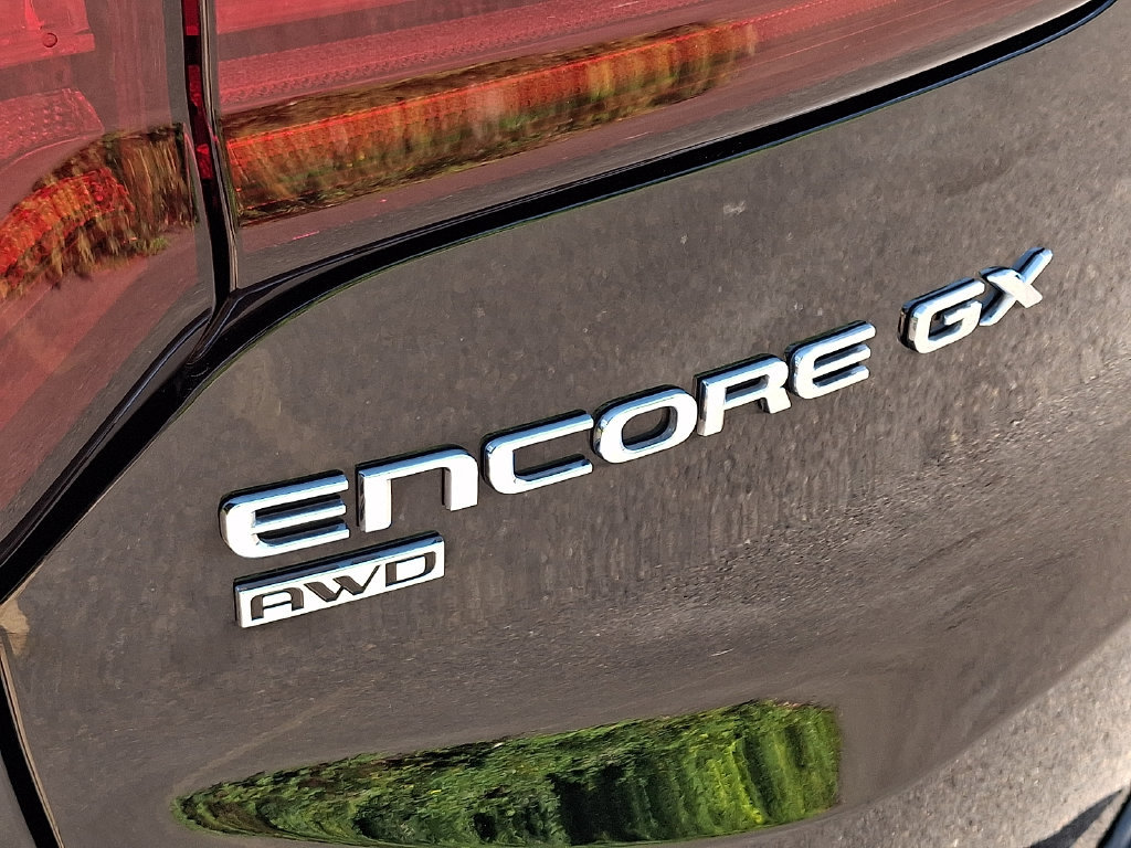 Certified 2024 Buick Encore GX Sport Touring AWD/4WD image 31