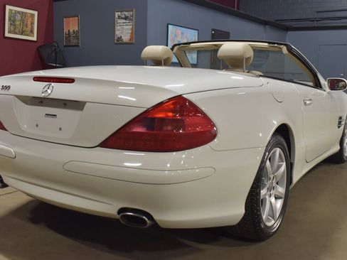 Used 2004 Mercedes-Benz SL 500 w/ Comfort Pkg image 10