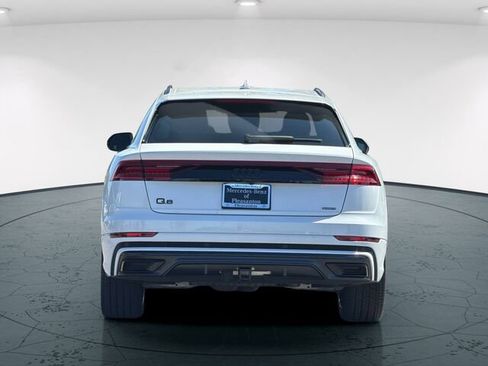 Used 2023 Audi Q8 Prestige AWD/4WD image 6