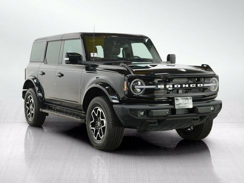 Used 2022 Ford Bronco Outer Banks AWD/4WD image 8