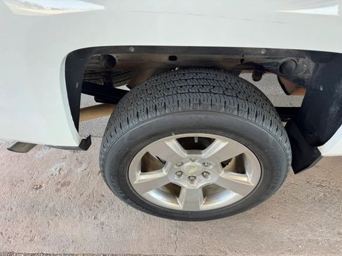 Used 2018 Chevrolet Silverado 1500 LTZ w/ Texas Edition image 26