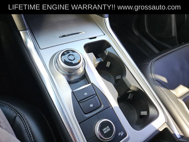 Used 2023 Ford Explorer XLT w/ Equipment Group 202A AWD/4WD image 24