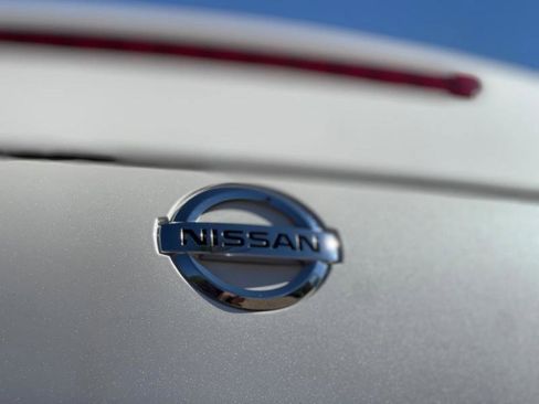 Used 2019 Nissan 370Z Coupe w/ Z34 Heritage Edition - White image 11