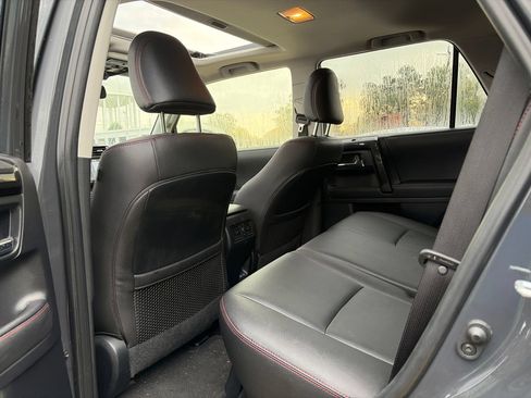 Used 2024 Toyota 4Runner TRD Off-Road Premium w/ Moonroof Package AWD/4WD image 4