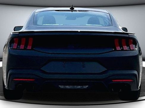 Used 2026 Ford Mustang GT Premium RWD image 5
