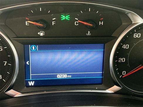 Used 2023 Chevrolet Equinox LT AWD/4WD image 3