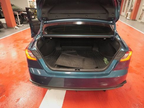 Used 2026 Toyota Camry SE image 27