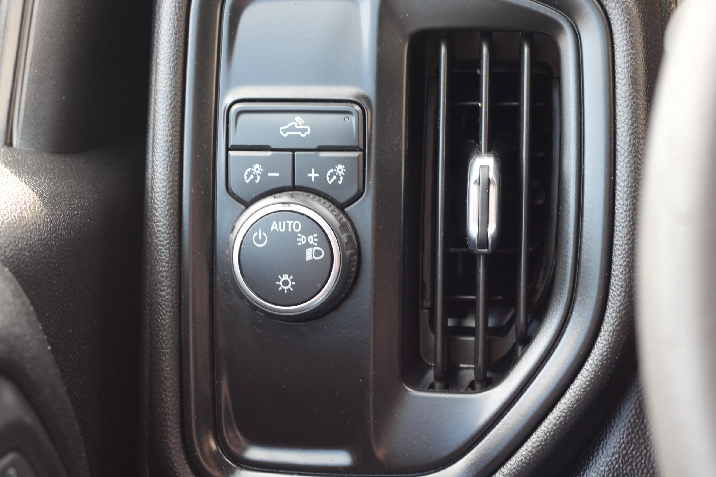 Used 2021 Chevrolet Silverado 2500 W/T w/ WT Fleet Convenience Package RWD image 19