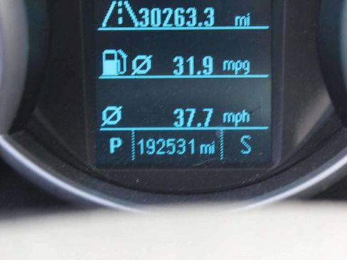 Used 2013 Chevrolet Cruze LT FWD image 8