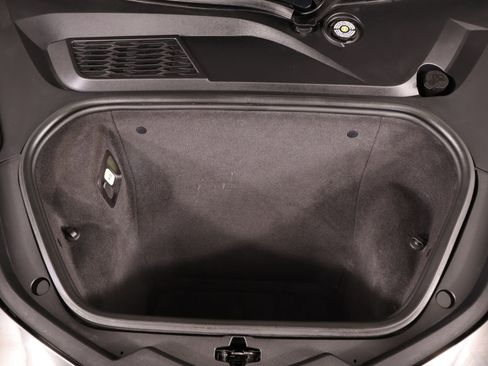 Used 2020 Chevrolet Corvette Stingray Preferred Cpe w/ 2LT Preferred Equipment Group RWD image 18