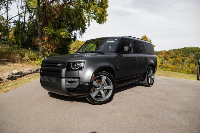 Used 2024 Land Rover Defender 130 Outbound AWD/4WD image 5