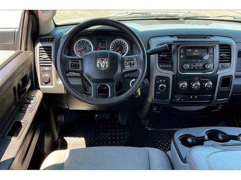 Used 2016 RAM 1500 ST w/ SXT Appearance Group image 5