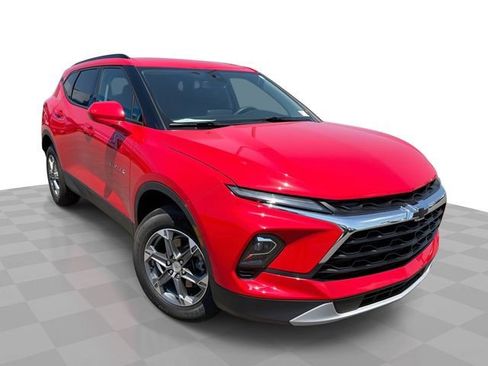 Certified 2024 Chevrolet Blazer LT w/ Convenience Package FWD image 1