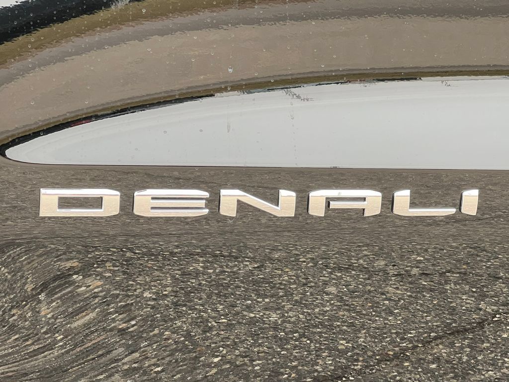 New 2026 GMC Sierra 1500 Denali Ultimate AWD/4WD image 17