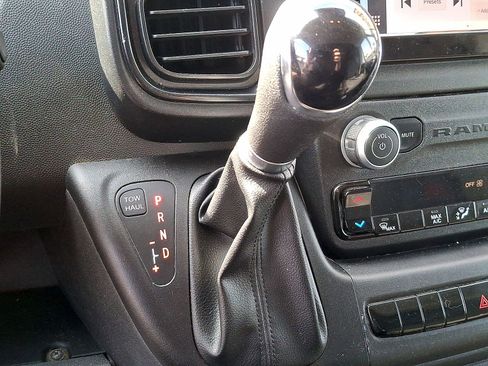 Used 2022 RAM ProMaster 2500 FWD image 12