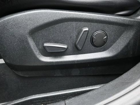 Used 2022 Ford Edge Titanium w/ Equipment Group 301A AWD/4WD image 14