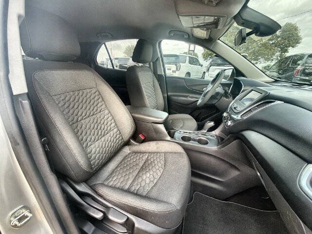 Used 2020 Chevrolet Equinox LT AWD/4WD image 27