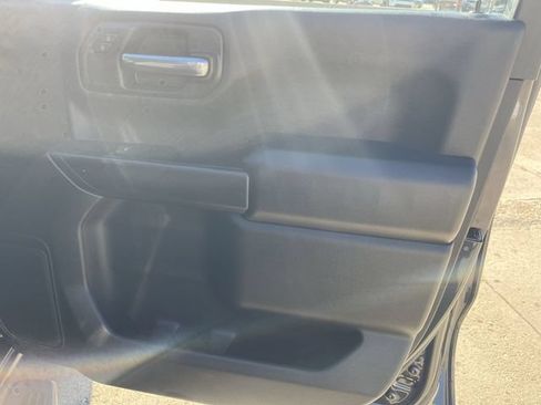 Used 2022 Chevrolet Silverado 1500 Custom Trail Boss AWD/4WD image 16