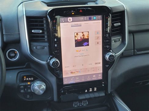 Used 2025 RAM 1500 Laramie image 14