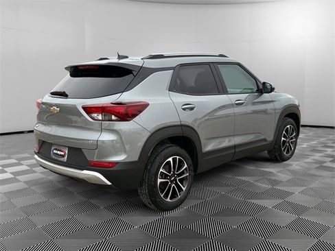 New 2026 Chevrolet TrailBlazer LT w/ Convenience Package image 3
