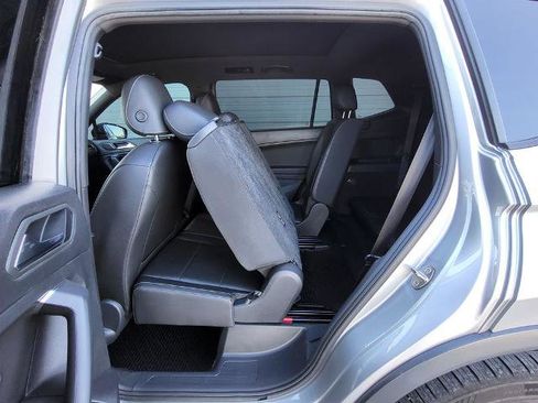 Used 2019 Volkswagen Tiguan SEL Premium R-Line FWD image 27