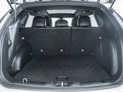 Used 2025 Jeep Compass Latitude w/ Sun & Sound Group image 11