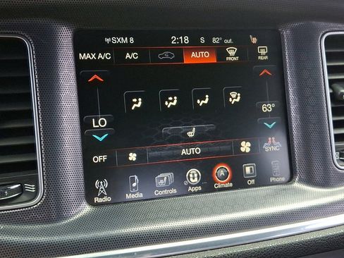 Used 2016 Dodge Charger SXT image 16