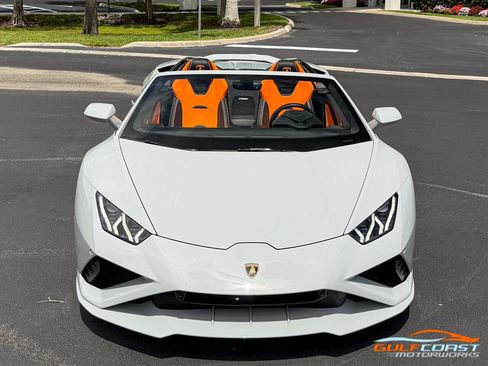 Used 2021 Lamborghini Huracan EVO RWD image 6