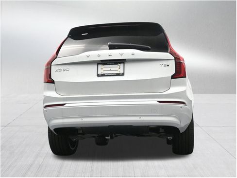 New 2026 Volvo XC90 T8 Ultra w/ Protection Package Premier AWD/4WD image 25