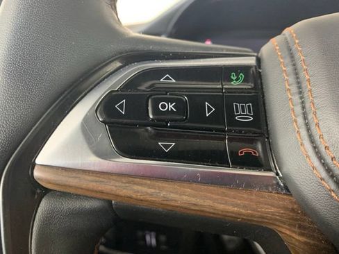 Used 2024 Jeep Grand Cherokee L Summit w/ Rear Seat Video Group I AWD/4WD image 33