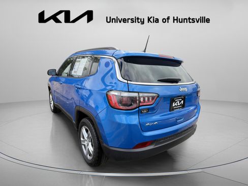 Used 2024 Jeep Compass Latitude image 5