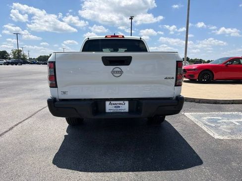 Used 2022 Nissan Frontier S w/ Technology Package AWD/4WD image 6
