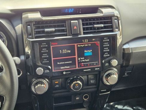 Used 2022 Toyota 4Runner TRD Off-Road image 17