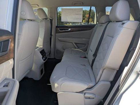 New 2026 Volkswagen Atlas SE FWD image 15