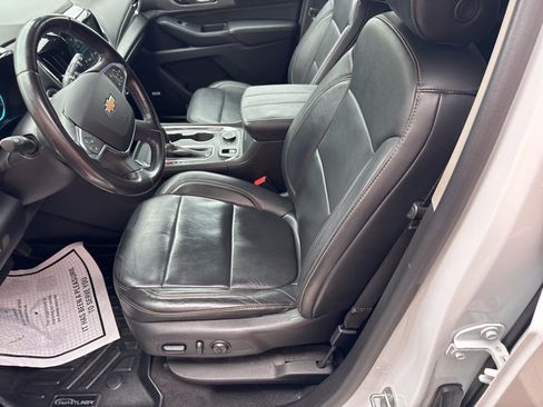 Used 2018 Chevrolet Traverse LT AWD/4WD image 17