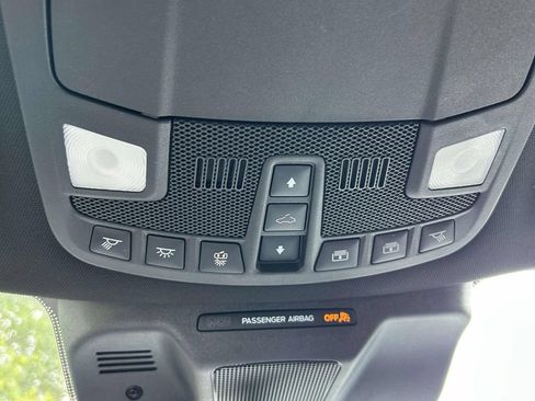 Used 2024 Ford Expedition Limited AWD/4WD image 18