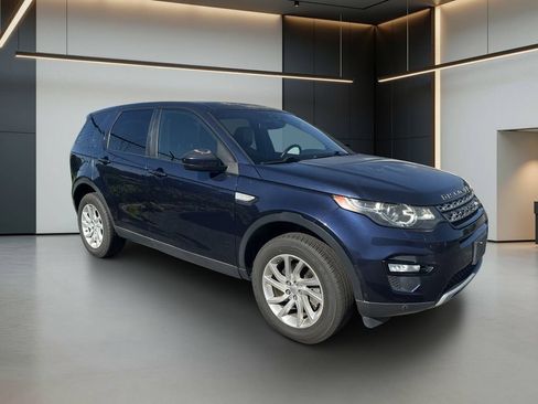 Used 2016 Land Rover Discovery Sport HSE AWD/4WD image 8