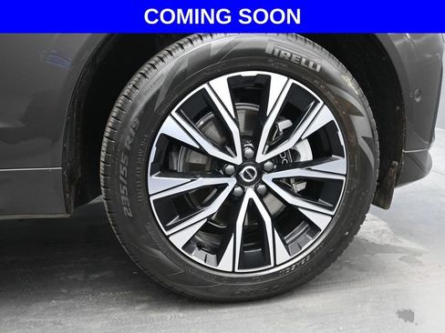 Used 2025 Volvo XC60 B5 Plus w/ Climate Package AWD/4WD image 17