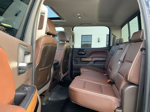 Used 2015 Chevrolet Silverado 3500 High Country image 29