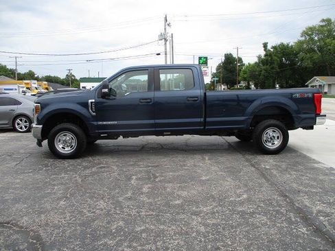 Used 2019 Ford F250 XL w/ Power Equipment Group AWD/4WD image 1