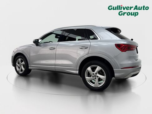 Used 2020 Audi Q3 2.0T Premium w/ Convenience Package AWD/4WD image 4