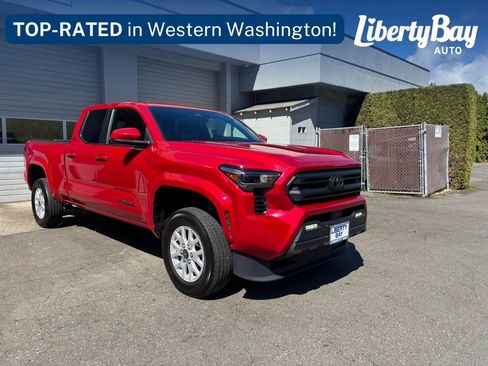 Used 2024 Toyota Tacoma SR5 AWD/4WD image 8