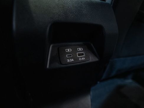 Used 2024 Subaru Crosstrek 2.0i Premium image 34