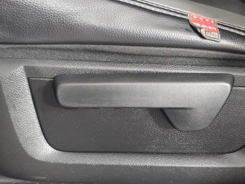 Used 2023 RAM 3500 Tradesman w/ Chrome Appearance Group image 17