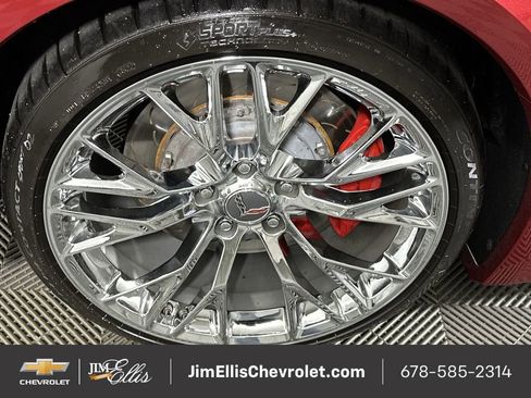 Used 2015 Chevrolet Corvette Z06 w/ 2LZ Preferred Equipment Group image 33