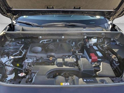 Used 2023 Toyota RAV4 XLE image 21