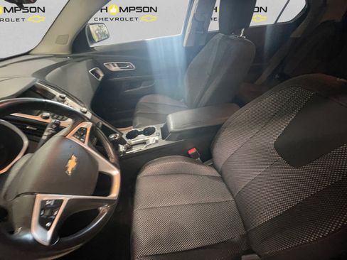 Used 2016 Chevrolet Equinox LT w/ Convenience Package image 9