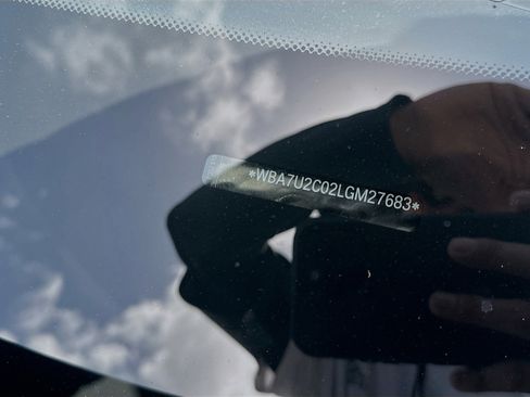 Used 2020 BMW 750i xDrive w/ Executive Package image 15