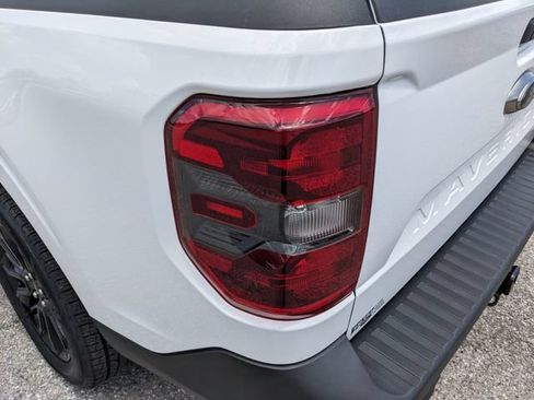 Certified 2024 Ford Maverick Lariat w/ Black Appearance Package AWD/4WD image 11