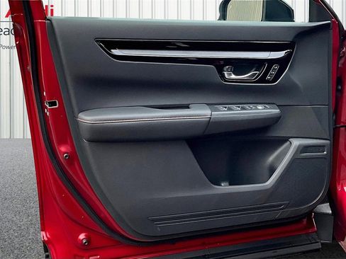 Used 2025 Honda CR-V Sport Touring image 20